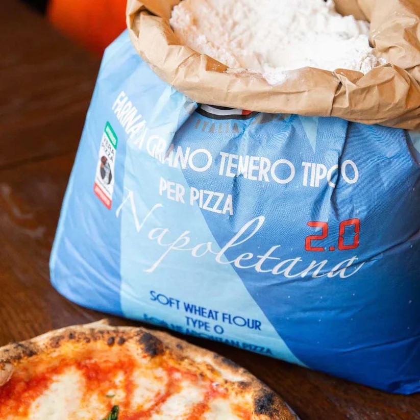 Napoletana 00 flour — Italian ingredients